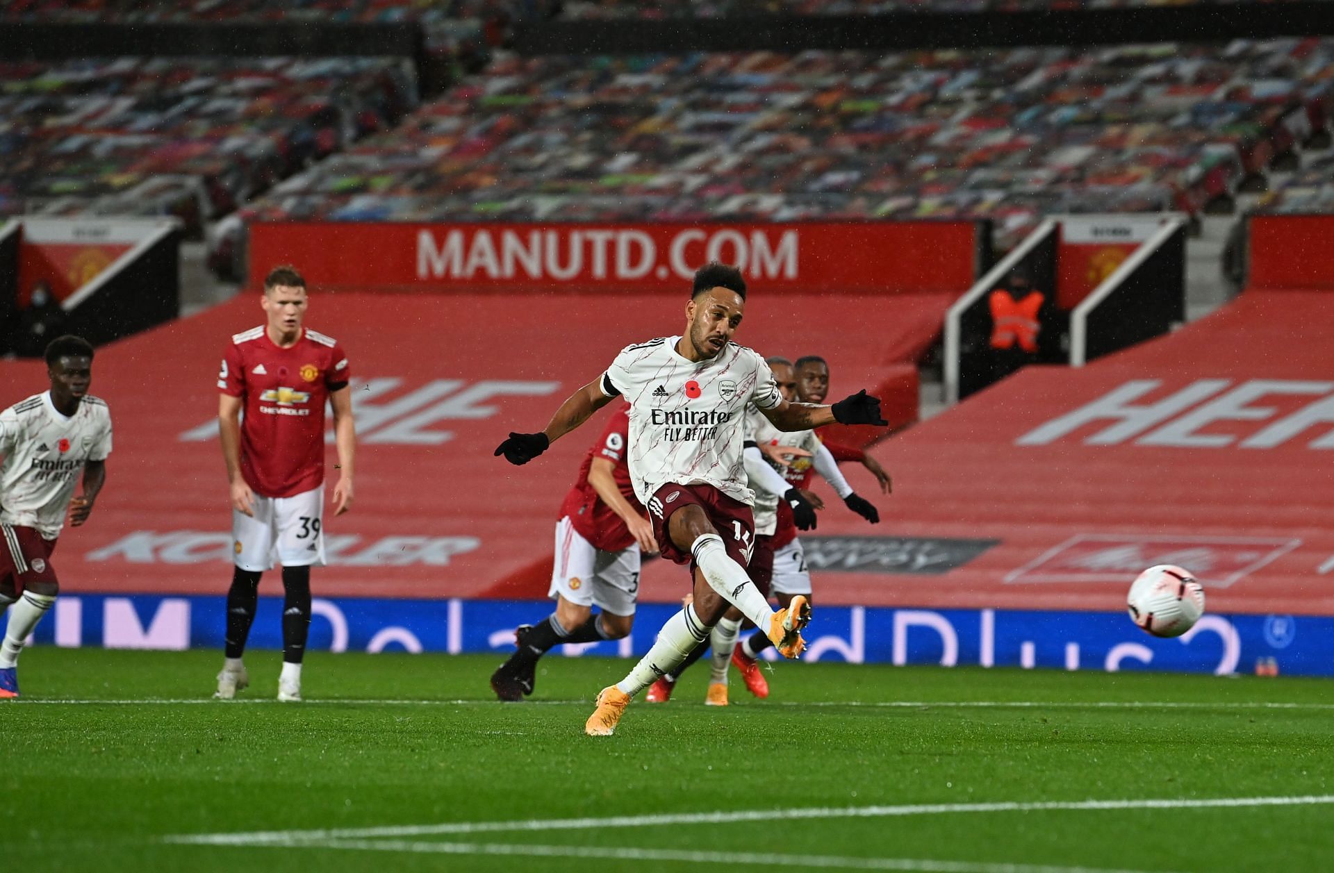 Manchester United v Arsenal - Premier League
